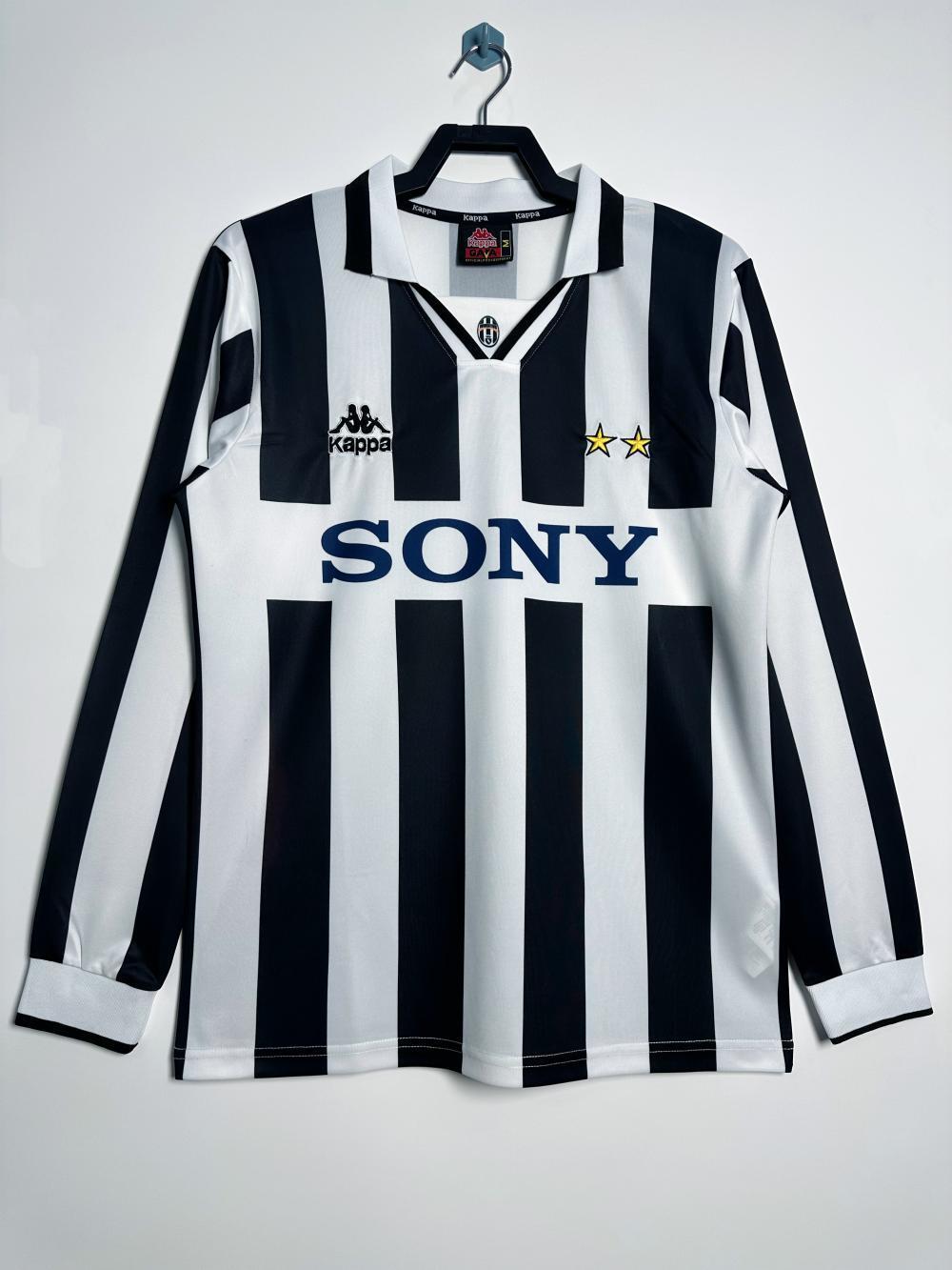 JUVENTUS 96/97 Home Jersey Long Sleeve