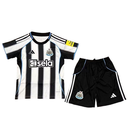 NEWCASTLE UNITED F.C 2025/26 YOUTH HOME FULL KIT