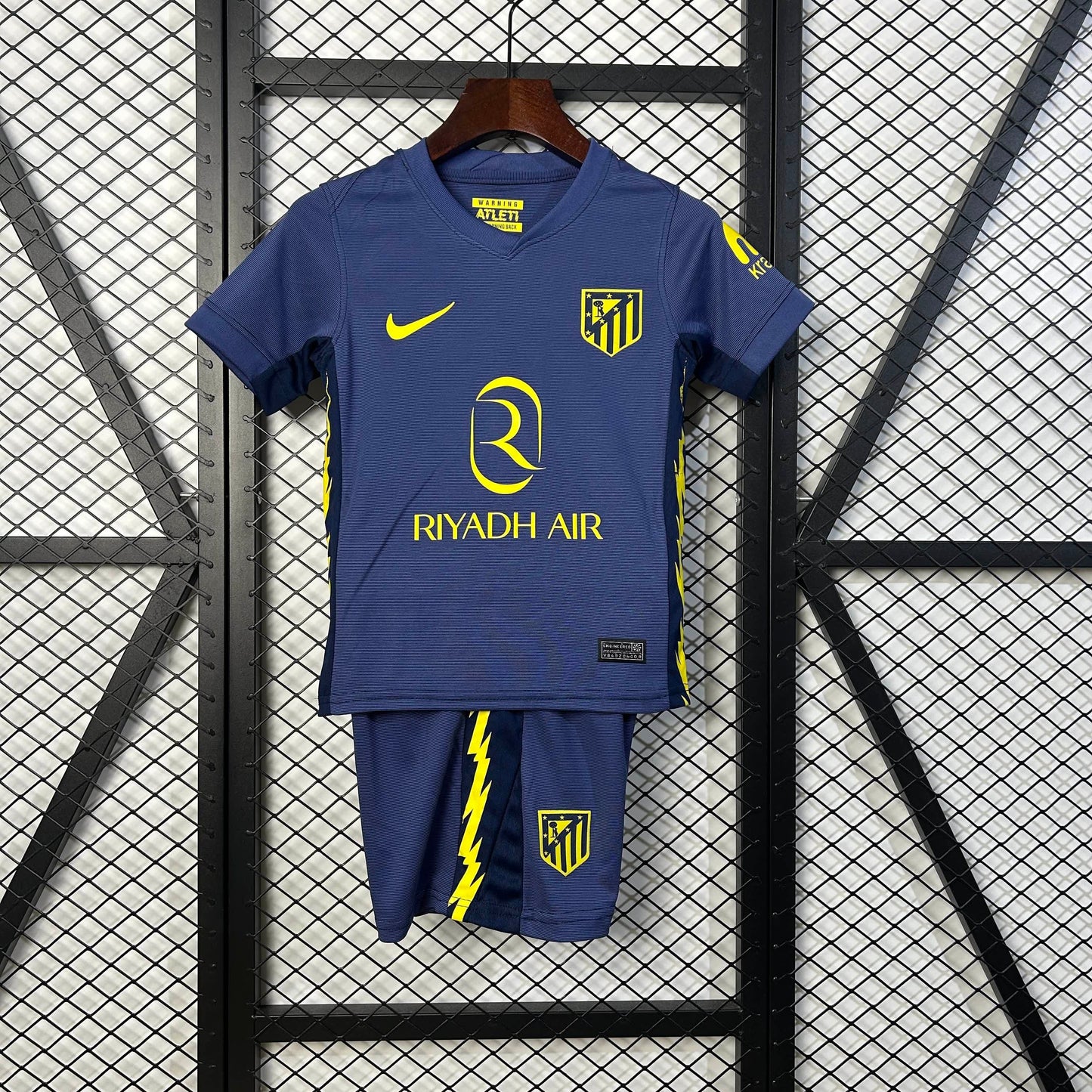 25/26 Atletico Madrid away kids